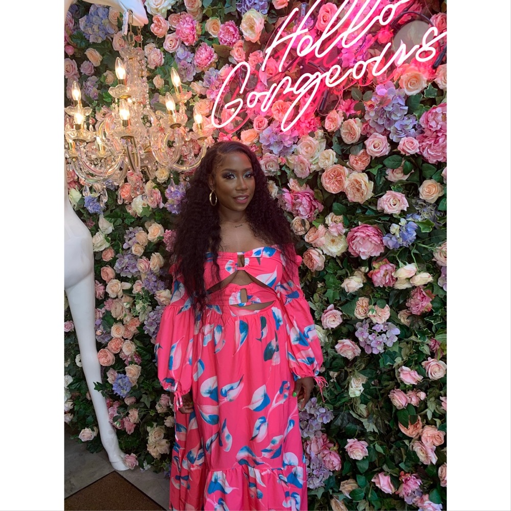 💖 Sonya B Boutique “Penny” Floral CutOut Dress 💖